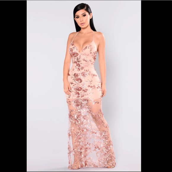 Fashion Nova Dresses & Skirts - Nova Honor Sequin Dress